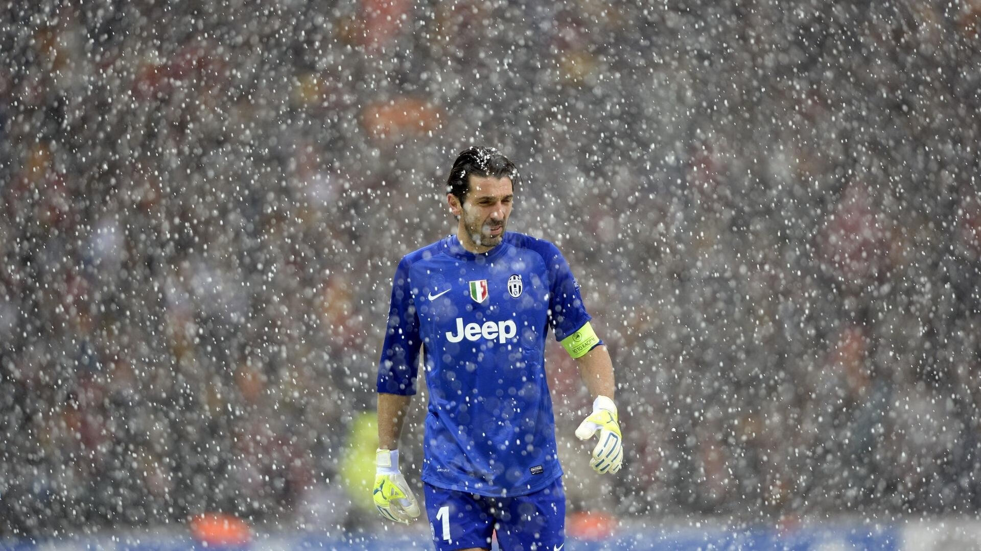 北欧寒夜中的蓝黑火焰，卡拉斯科绝杀助国际米兰险胜瑞典劲旅